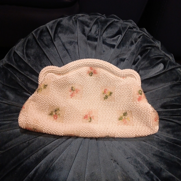 Vintage Petite Beaded Fancy Clutch - Picture 2 of 4